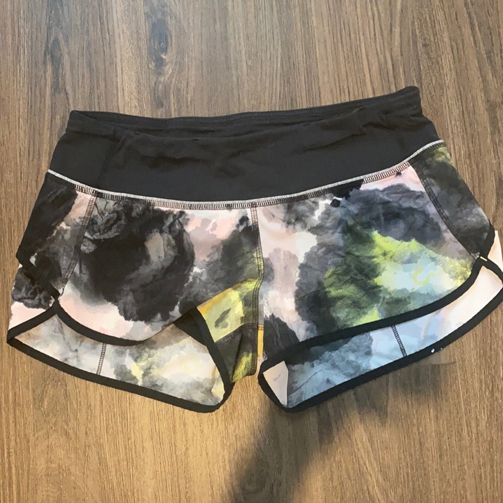 lululemon citrus tinted speed short 6